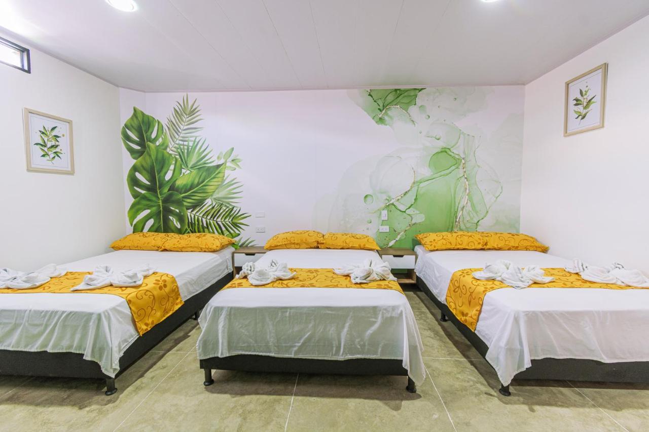Nomada Hotel Гуатапе Экстерьер фото